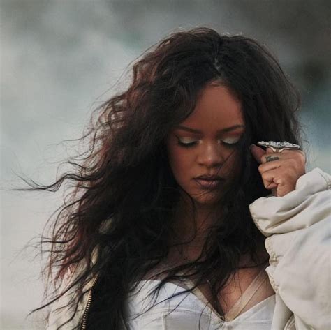 rihanna videos